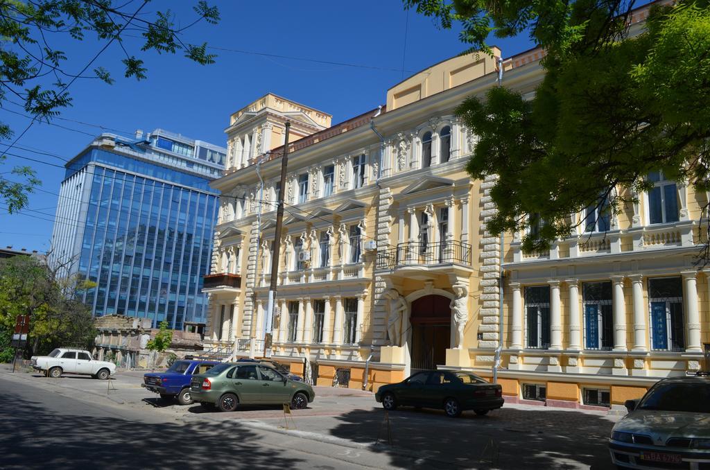 Chemodan Odesa Exterior photo